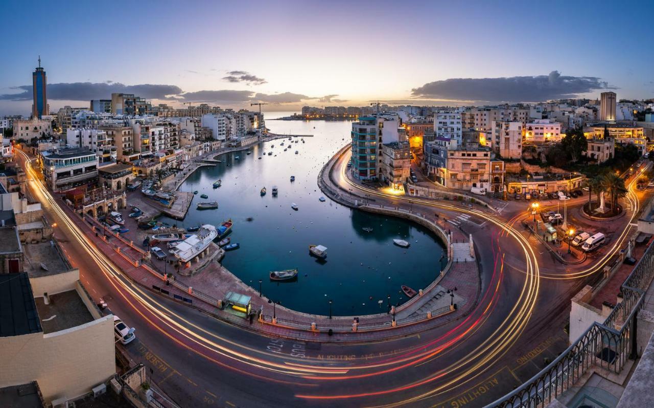 Modern Apartment Just Off The Promenade Sliema Exterior photo